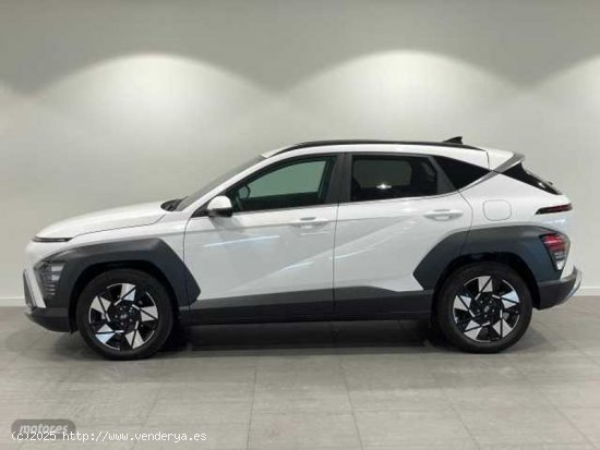 Hyundai Kona 1.6 GDI Tecno DT de 2024 con 13.900 Km por 30.900 EUR. en Barcelona