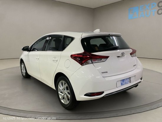 Toyota Auris 1.2 120T ACTIVE - Terrassa