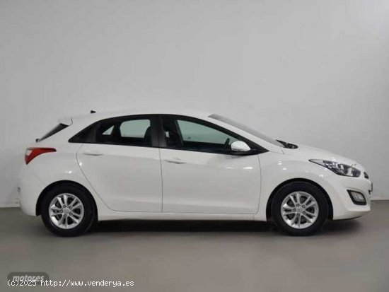 Hyundai i30 1.4 Tecno de 2014 con 120.400 Km por 10.490 EUR. en Cadiz