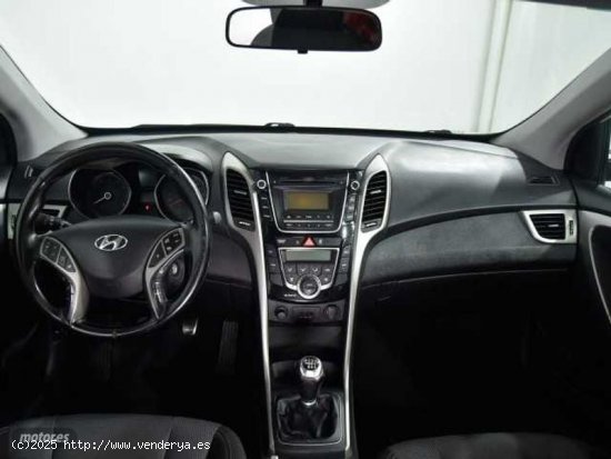 Hyundai i30 1.4 Tecno de 2014 con 120.400 Km por 10.490 EUR. en Cadiz