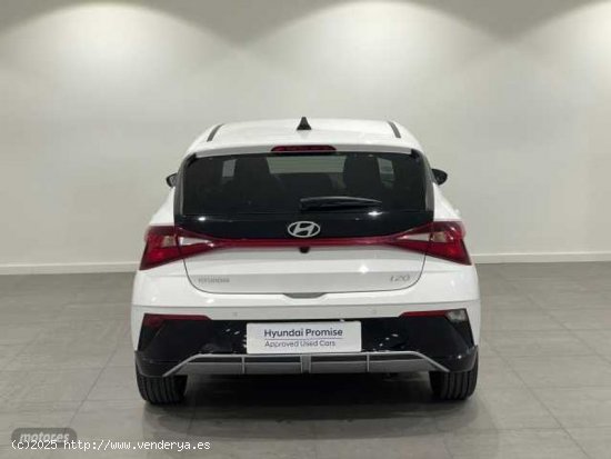 Hyundai i20 1.0 TGDI Klass 100 de 2024 con 6.600 Km por 17.900 EUR. en Barcelona