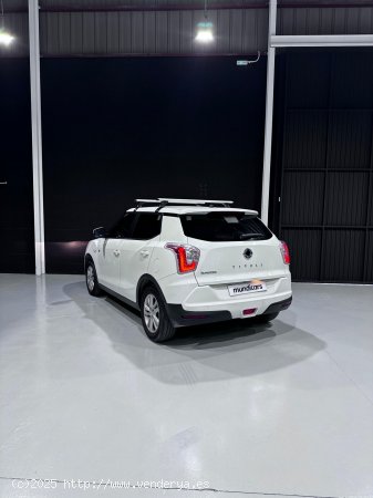 SsangYong Tivoli D16T Limited 4x2 - Vilanova y la Geltru