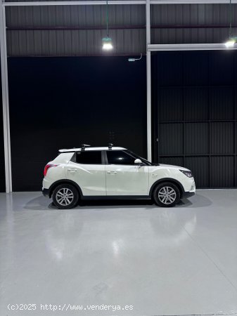 SsangYong Tivoli D16T Limited 4x2 - Vilanova y la Geltru