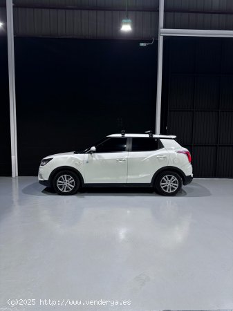 SsangYong Tivoli D16T Limited 4x2 - Vilanova y la Geltru