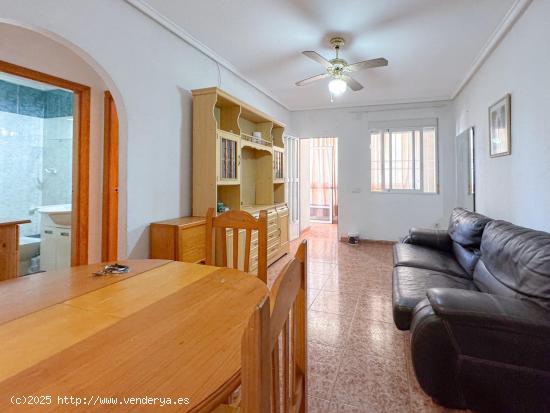 FORMIDABLE APARTAMENTO, CON SOL DE MAÑANA, IDEAL COMO VACACIONAL - ALICANTE