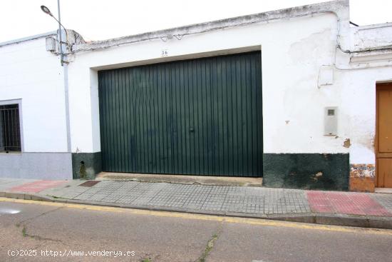  Vivienda en zona centro de Puebla de la Calzada - BADAJOZ 