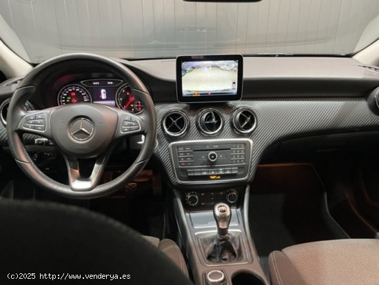 Mercedes GLA 180d - 