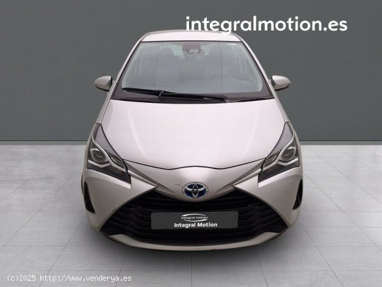 Toyota Yaris 1.5 VVT-i Hybrid Comfort e-CVT 5d - 