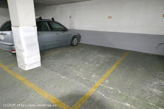 PLAZA DE GARAJE PARA MOTO O COCHE PEQUEÑO. - VALENCIA