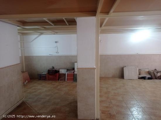 21Inmobiliarias vende este bajo , en zona muy tranquila - VALENCIA