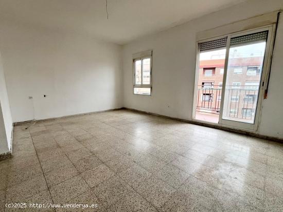 VIVIENDA EN ZONA PATRAIX - VALENCIA