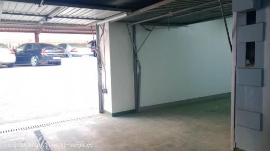 Se vende amplio garaje cabinado en 2 Linea playa Levante en zona Rincon de Loix Llano. - ALICANTE