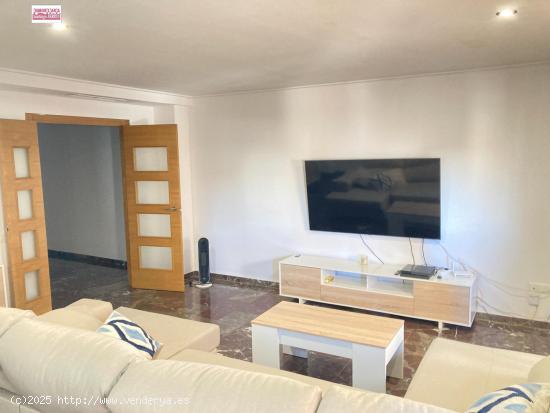 VENTA DE PISO CON PLAZA DE GARAJE EN ALMUSSAFES - VALENCIA