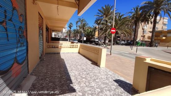 LOCAL COMERCIAL JUNTO AL MAR - VALENCIA