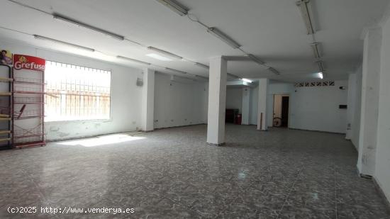 LOCAL COMERCIAL JUNTO AL MAR - VALENCIA