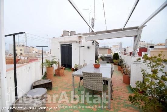 AMPLIA CASA CON LOCAL COMERCiAL, TERRAZA Y TRASTERO - CASTELLON