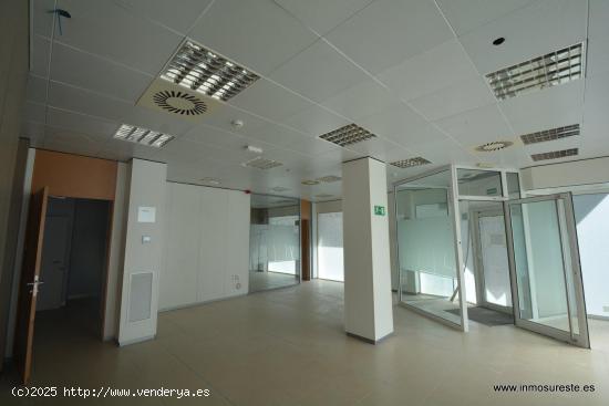 Local comercial en el centro de Benferri (Alicante). Superficie de 131 m2. - ALICANTE