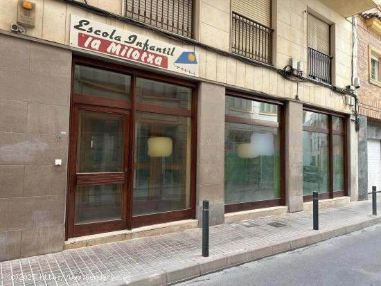 LOCAL DE 260m2 UTILES. CENTRICO - ALICANTE