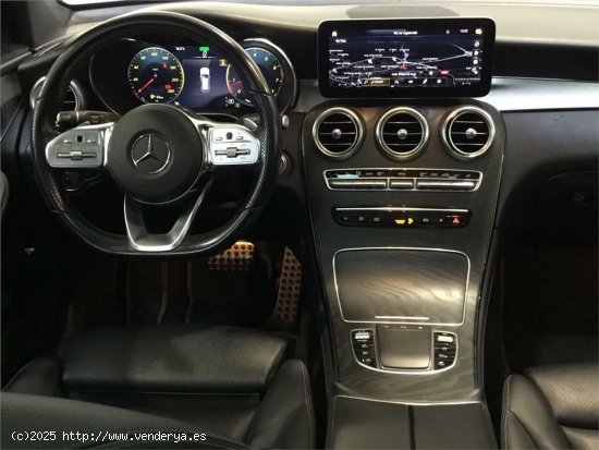 Mercedes GLC 200 4MATIC - 