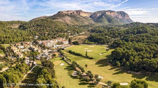 Parcela con vistas panorámicas al mar y de La Sella Golf [amp ] Spa - ALICANTE