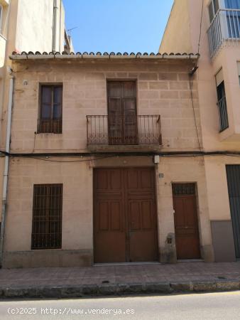 Oportunida única en Callosa de Ensarriá - ALICANTE