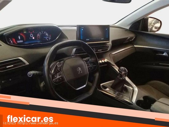 Peugeot 5008 1.2 PureTech 96KW (130CV) S&S Allure - Motril