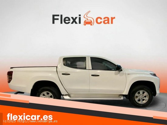 Mitsubishi L200 L 200 D/C 200 DI M-PRO 4X4 - Sant Boi de Llobregat