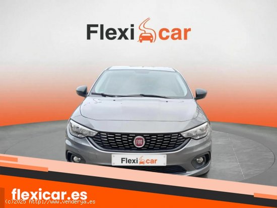 Fiat Tipo 1.4 16v Lounge 70kW (95CV) gasolina 5p. - Pinto