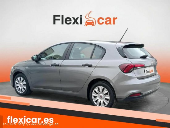 Fiat Tipo 1.4 16v Lounge 70kW (95CV) gasolina 5p. - Pinto