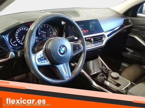 BMW Serie 3 320i Auto. - Huércal de Almería