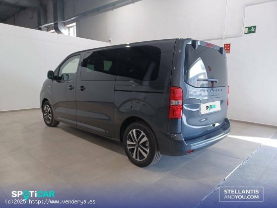 Peugeot Traveller   Standard BlueHDi 180 S&S EAT8 Business - Granada