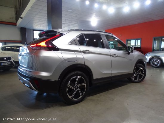 Mitsubishi Eclipse Cross 2.4 PHEV Kaiteki Auto 4WD - Madrid