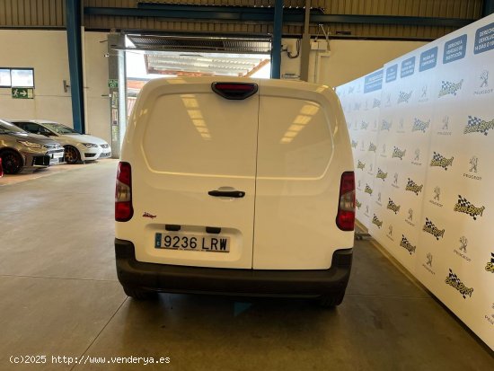 Citroën Berlingo HDI 130CV AUTOMATICA TALLA M - Dumbría