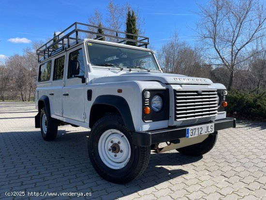 Land-Rover Defender 110 SW E 7 plazas 2.2D 122cv 6 vel. *IVA deducible* *Año 2016* *Nacional* - Mad