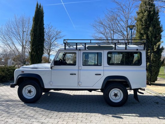 Land-Rover Defender 110 SW E 7 plazas 2.2D 122cv 6 vel. *IVA deducible* *Año 2016* *Nacional* - Mad