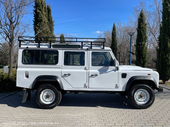 Land-Rover Defender 110 SW E 7 plazas 2.2D 122cv 6 vel. *IVA deducible* *Año 2016* *Nacional* - Mad