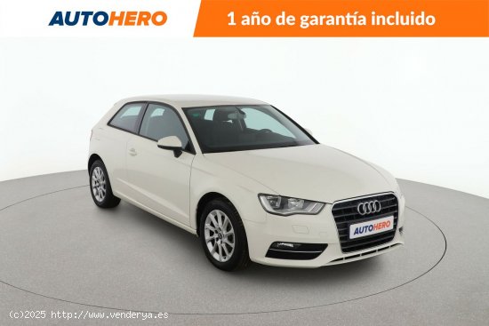 Audi A3 1.6 TDI Attraction - 