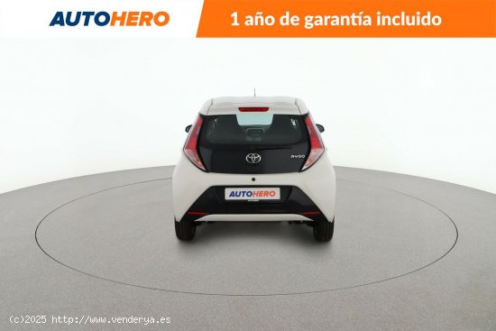 Toyota Aygo 1.0 X-Play - 