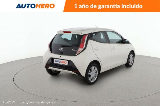 Toyota Aygo 1.0 X-Play - 