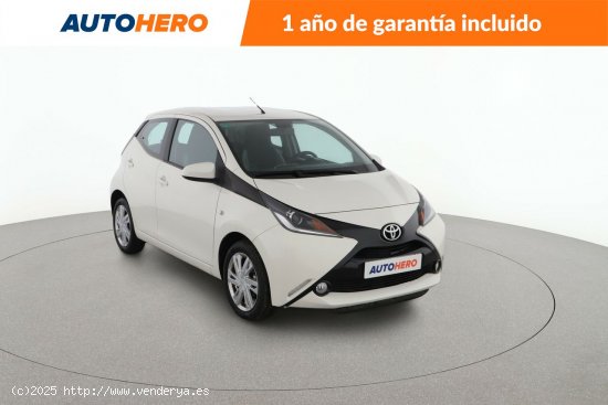 Toyota Aygo 1.0 X-Play - 