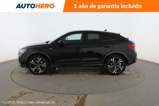 Audi Q3 45 TFSIe Black Line - 