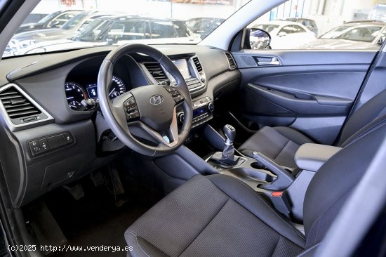 Hyundai Tucson   1.6 GDi BlueDrive 25 Aniversario 4x2 - 