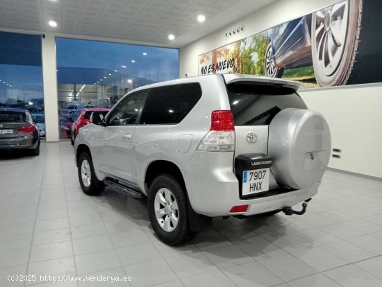 Toyota Land Cruiser   3.0 D4D VX - 