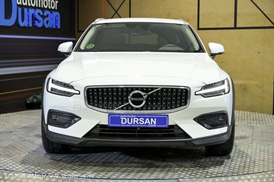 Volvo V60   2.0 D4 AUTO PRO - 