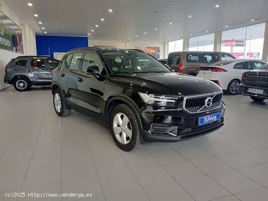 Volvo XC40   1.5 T3 Momentum Core - 