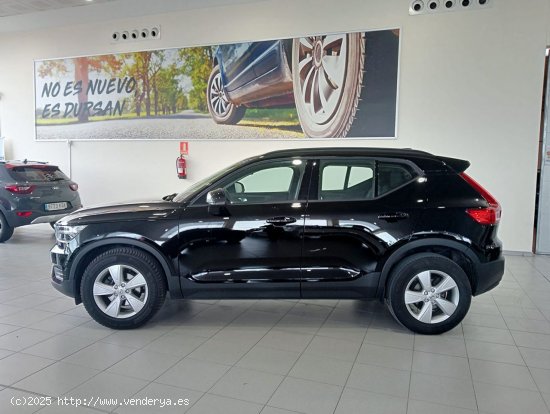 Volvo XC40   1.5 T3 Momentum Core - 