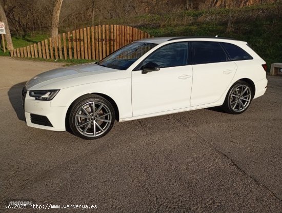 Audi A4 Black line 35 TDI 120kW S tronic de 2017 con 167.000 Km por 19.900 EUR. en Madrid