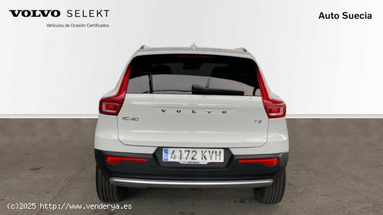 Volvo XC40 XC40 T3 Momentum Manual - Hernani