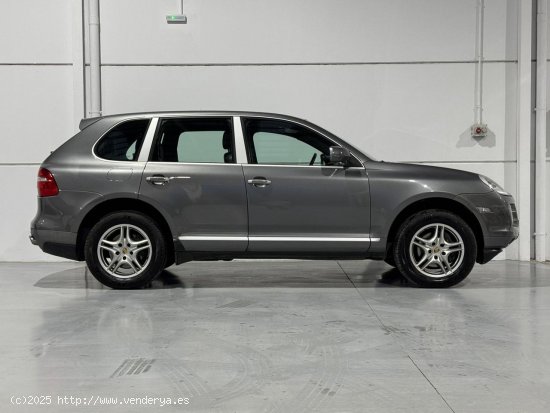 Porsche Cayenne 3.6 V6 4 5p. - Vélez