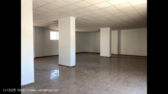 Te ofrecemos este magnífico local de 150 metros para tu negocio en zona Kelme!!! - ALICANTE